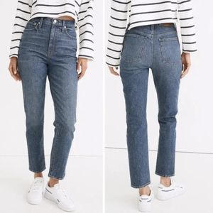 Madewell Petite Classic Straight Jeans in Corson Wash, 27P